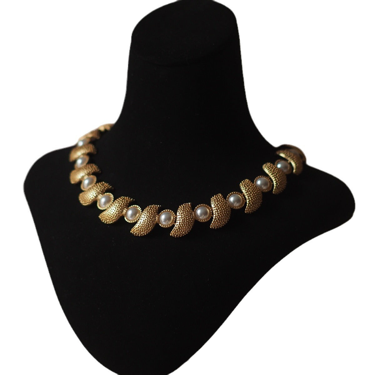 Französische Retro-Perlenkette – Elegantes Geburtstagsband-Design für Damen