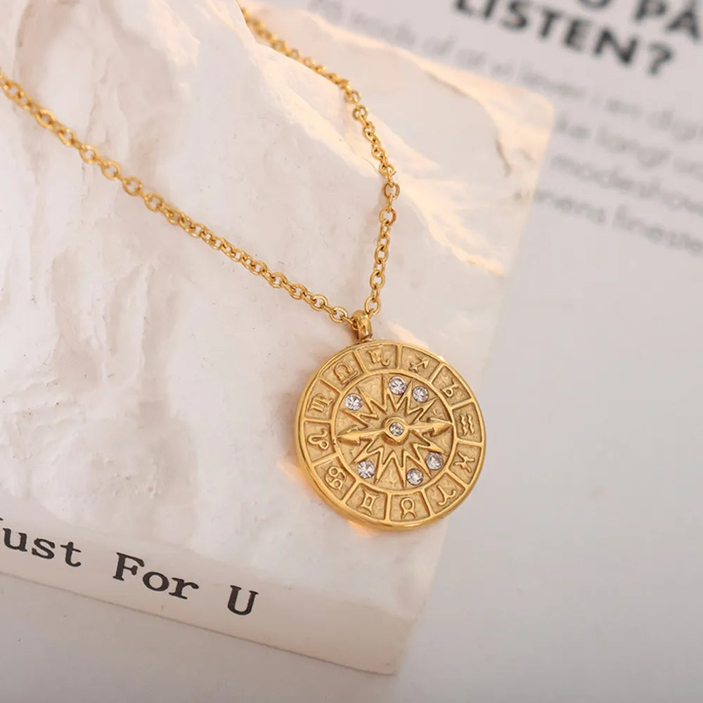 Uhr Anhänger Zirkon Detailansicht – Gold Silber