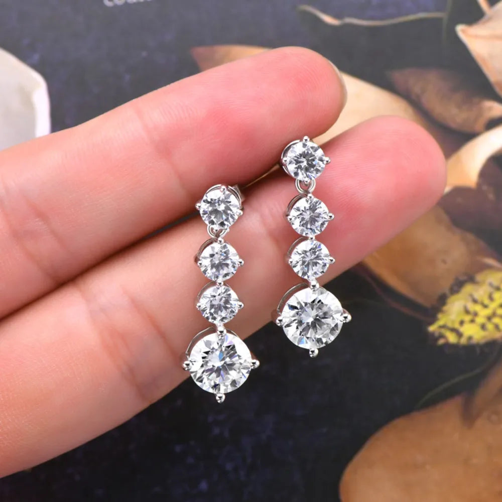 Moissanite Ohrringe Silber – Lichtbrechung funkelnder Stein