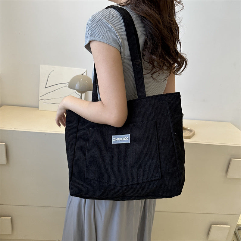 Cord-Umhängetasche Damen – Stilvolle Schultertasche aus Kord in 5 Farben – Variante 3 – Detailansicht