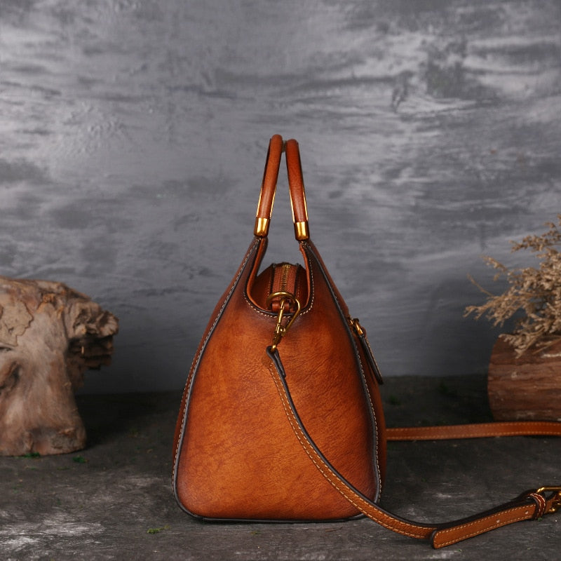 Echtleder Damen Handtasche – Innenansicht Fächer und Reißverschluss