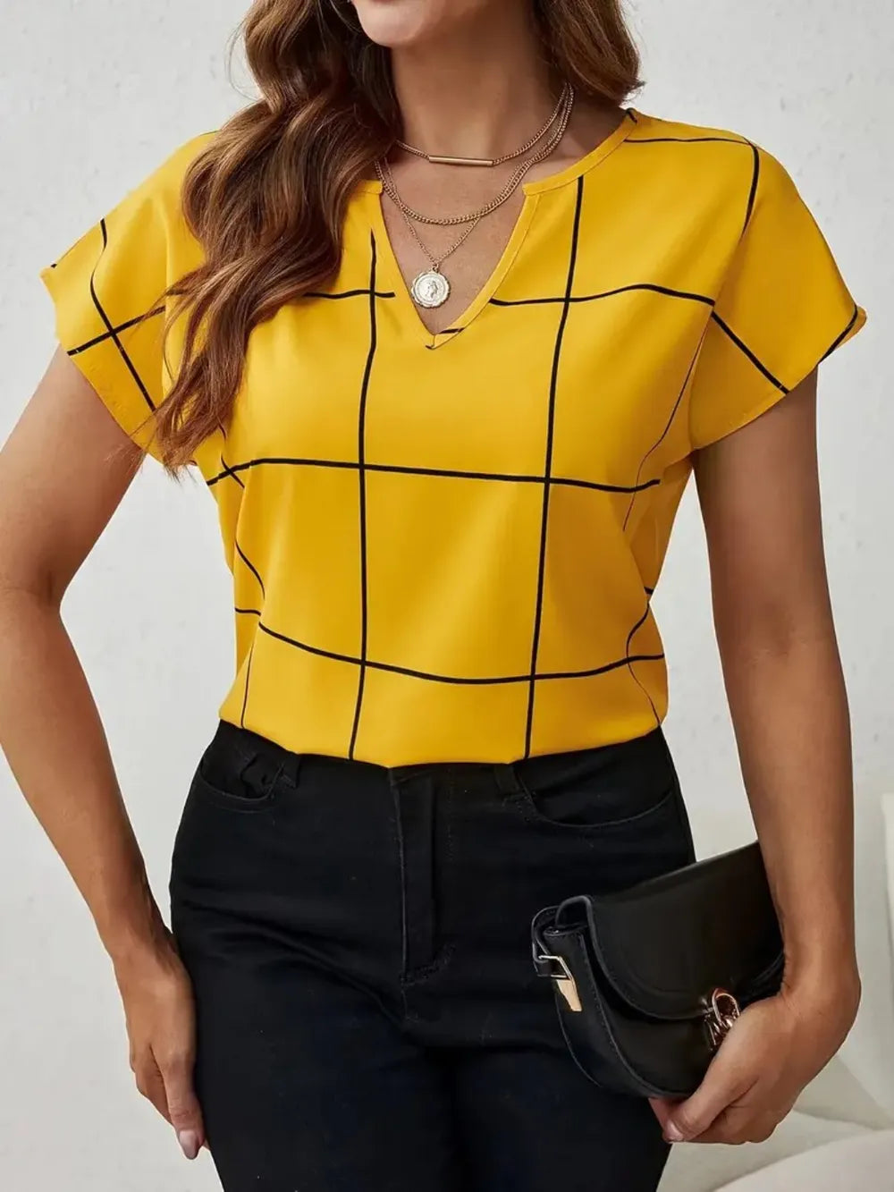 Kariertes Kontrastbluse mit Kerb-Ausschnitt – Elegant & Casual