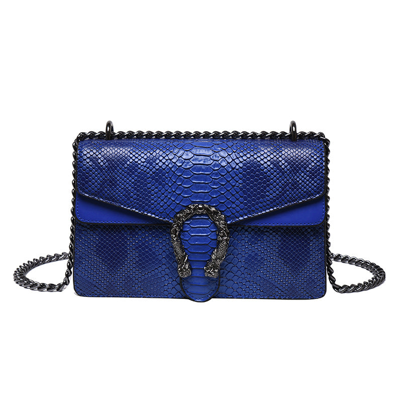 Krokodilmuster Handtasche BodyLuxCare – weißer Hintergrund