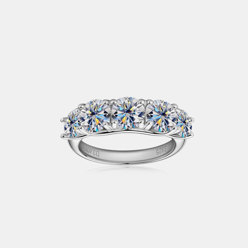 3.6 Carat Moissanite Ring aus 925 Sterling Silber in Nahaufnahme