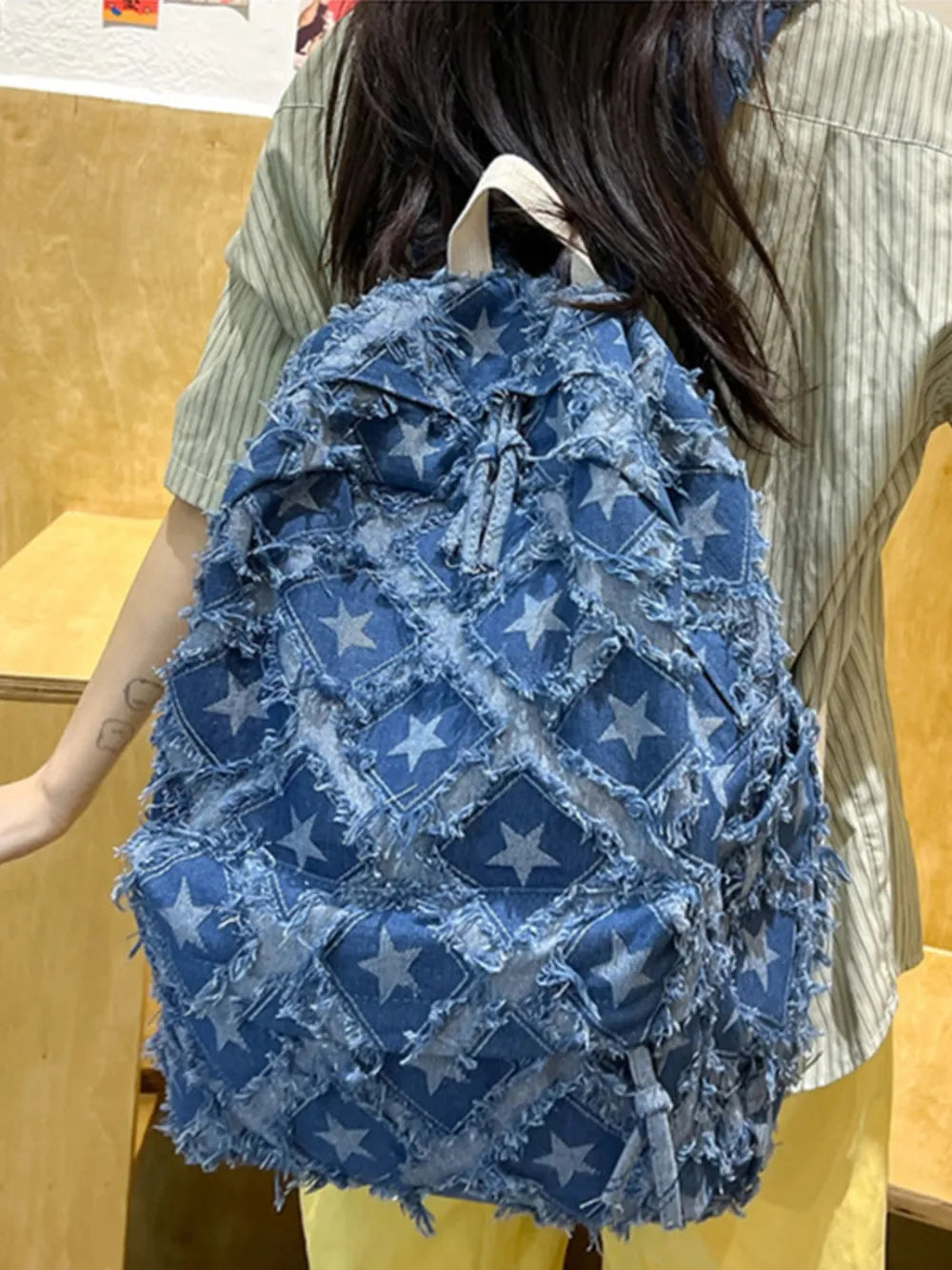Jeans Rucksack Damen schwarz Stern – Seitenansicht Hauptfach Vordertasche