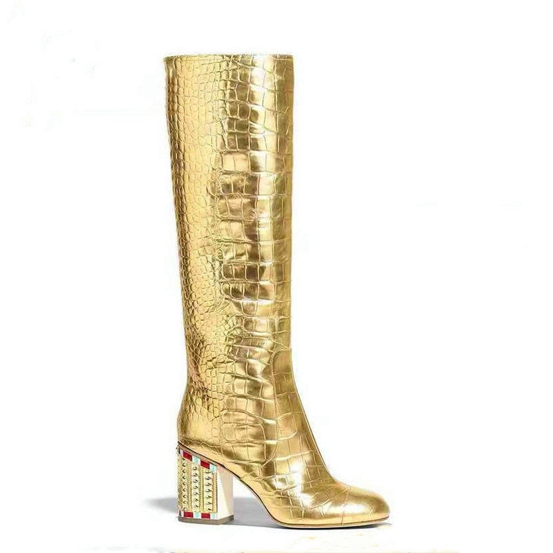 Goldene Damen Kniehohe Stiefelette Krokodilmuster Seitenansicht – BodyLuxCare